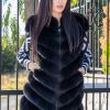 Елек от естествен косъм на черна лисица